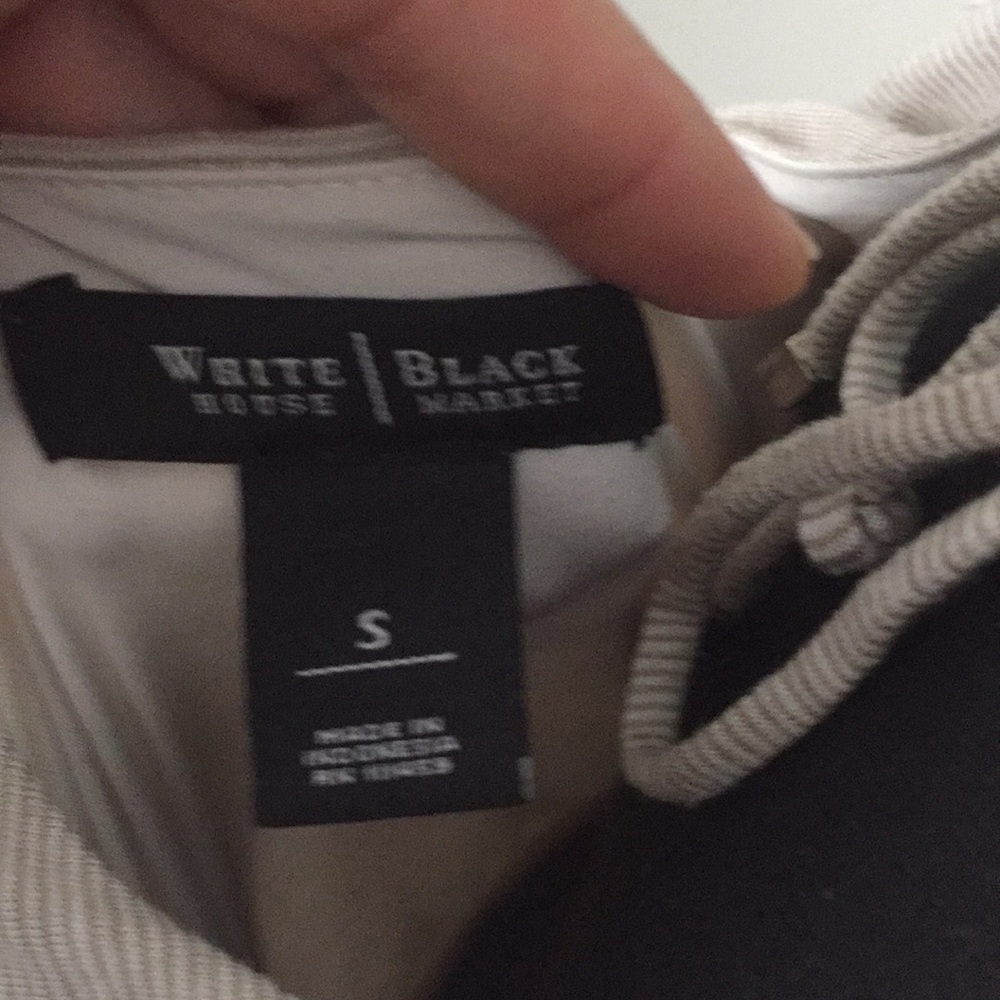 WHBM blouse - Picture 3 of 3